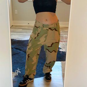 OBEY Fubar Big Fits camo pants size 32"